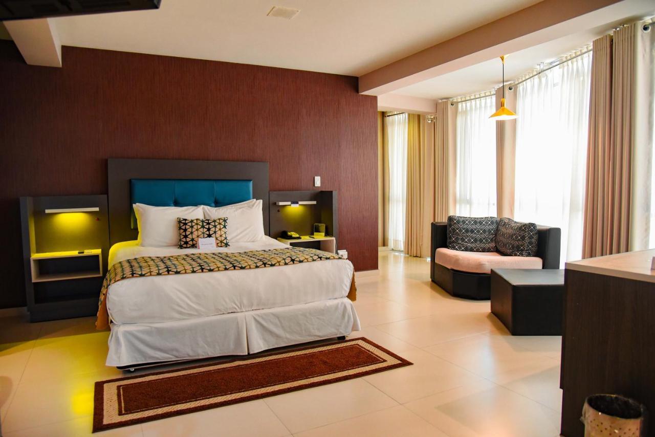 Hotel Camino Plaza à Cochabamba Extérieur photo
