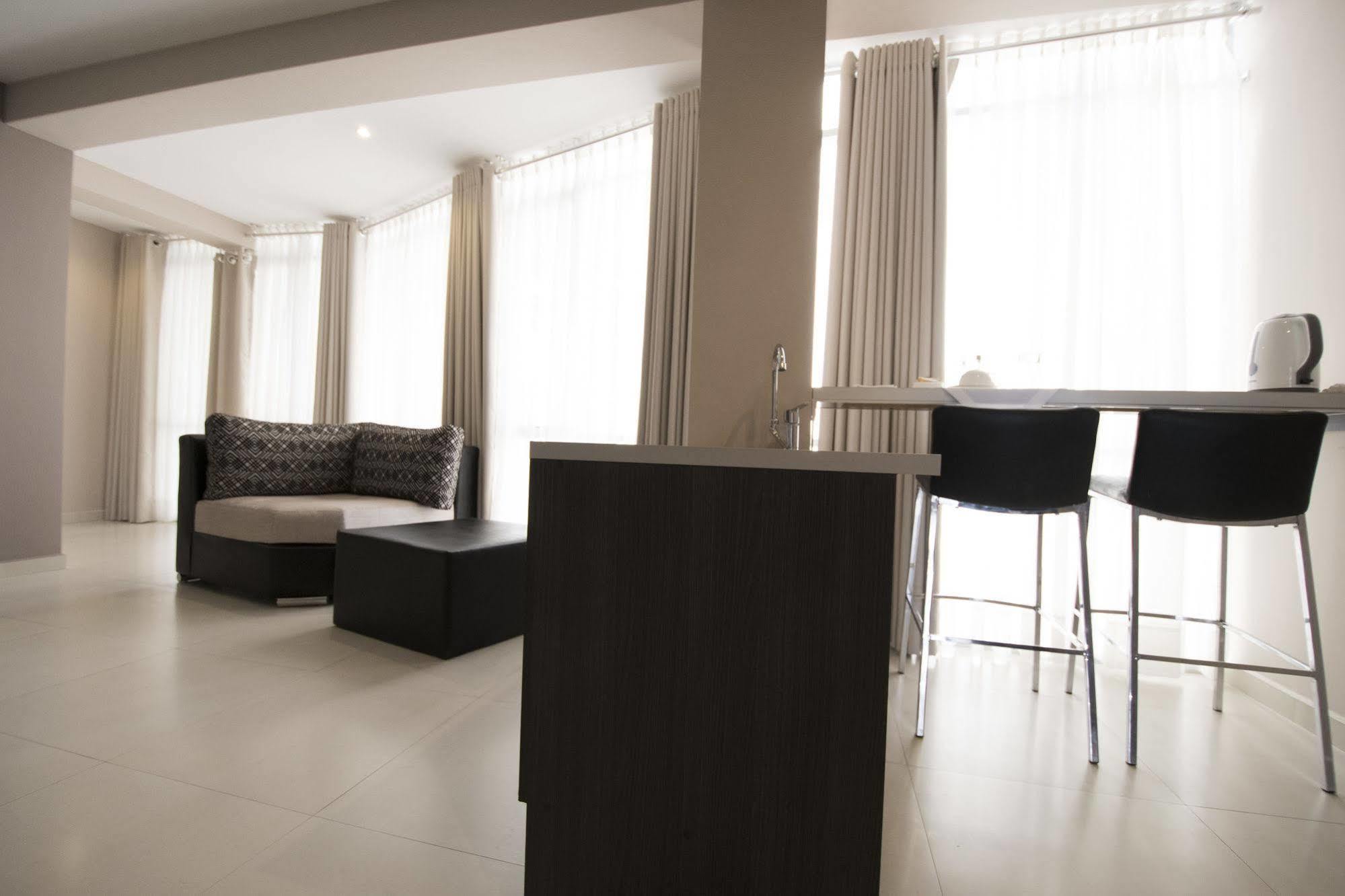 Hotel Camino Plaza à Cochabamba Extérieur photo