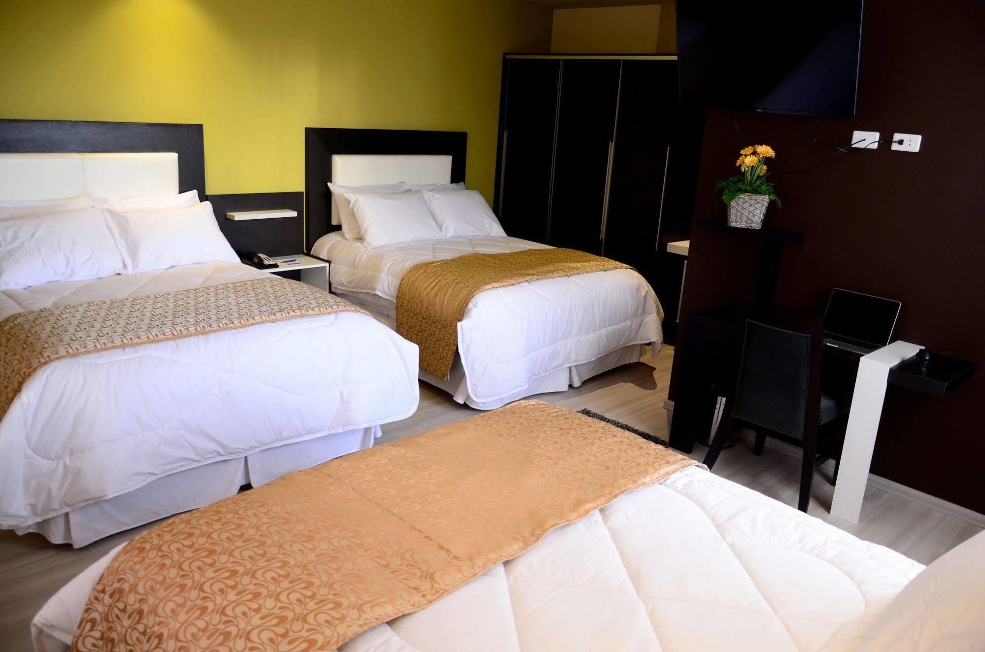 Hotel Camino Plaza à Cochabamba Extérieur photo